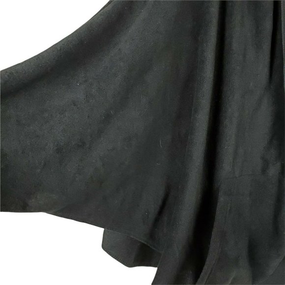 35 Degrees Below Fleece Wraparound Womens Small/Medium Black Shawl w/Pockets - Picture 4 of 9